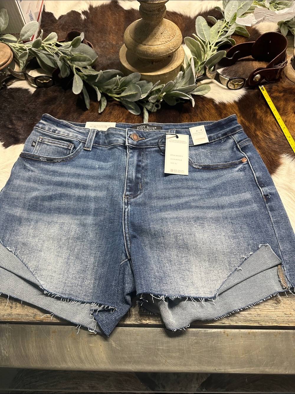 NWT Judy Blue Light Wash Distressed Denim Shorts